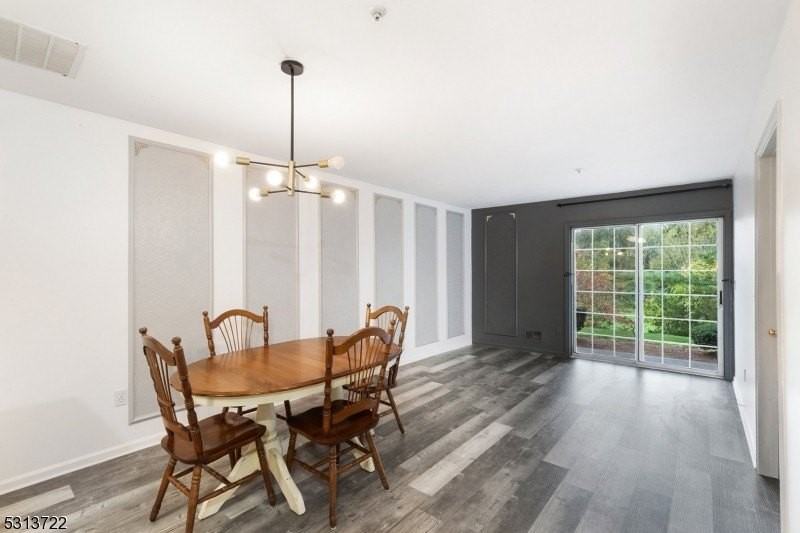 237 Potomac Dr - Photo 4 of 23