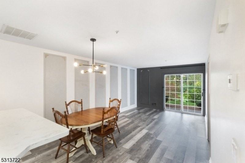 237 Potomac Dr - Photo 5 of 23