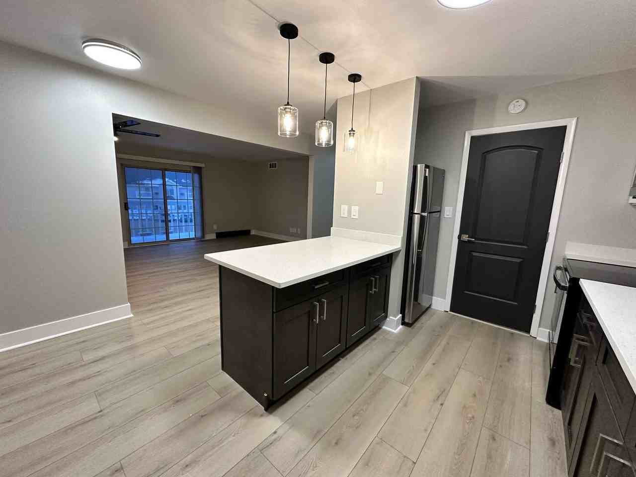 2 Bedroom with In - Photo 2 of 19