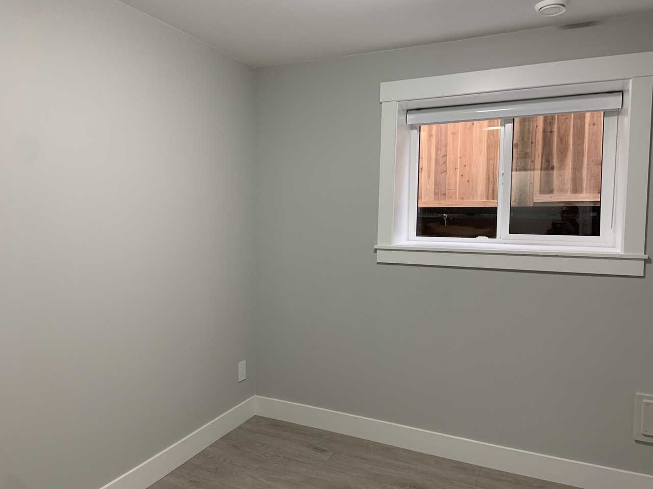 10034 172a Street #1 - Photo 5 of 6