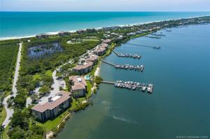 featured image of 4540 Ne Sandpebble Trce Apt 203 #203