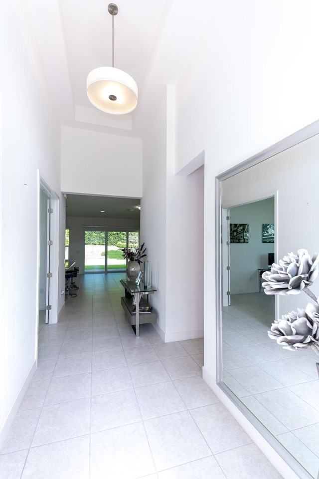 15210 Seaglass Terrace Ln - Photo 3 of 40