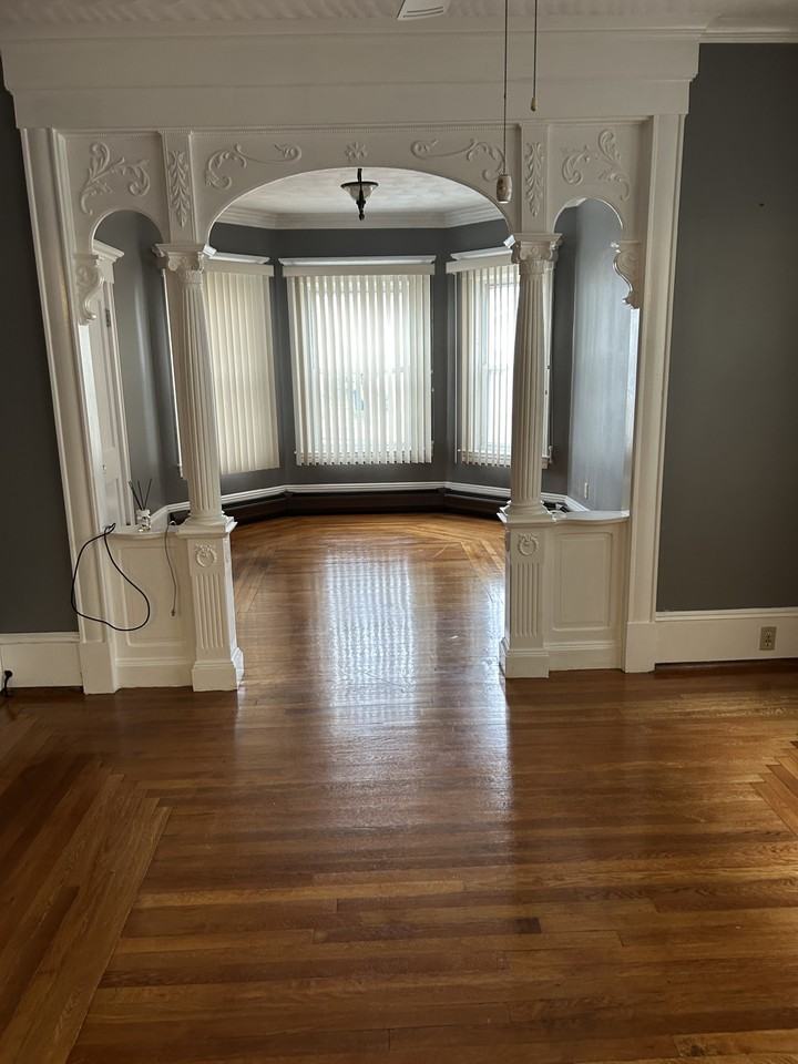 250 Shaw Street #1 - Photo 2 of 8