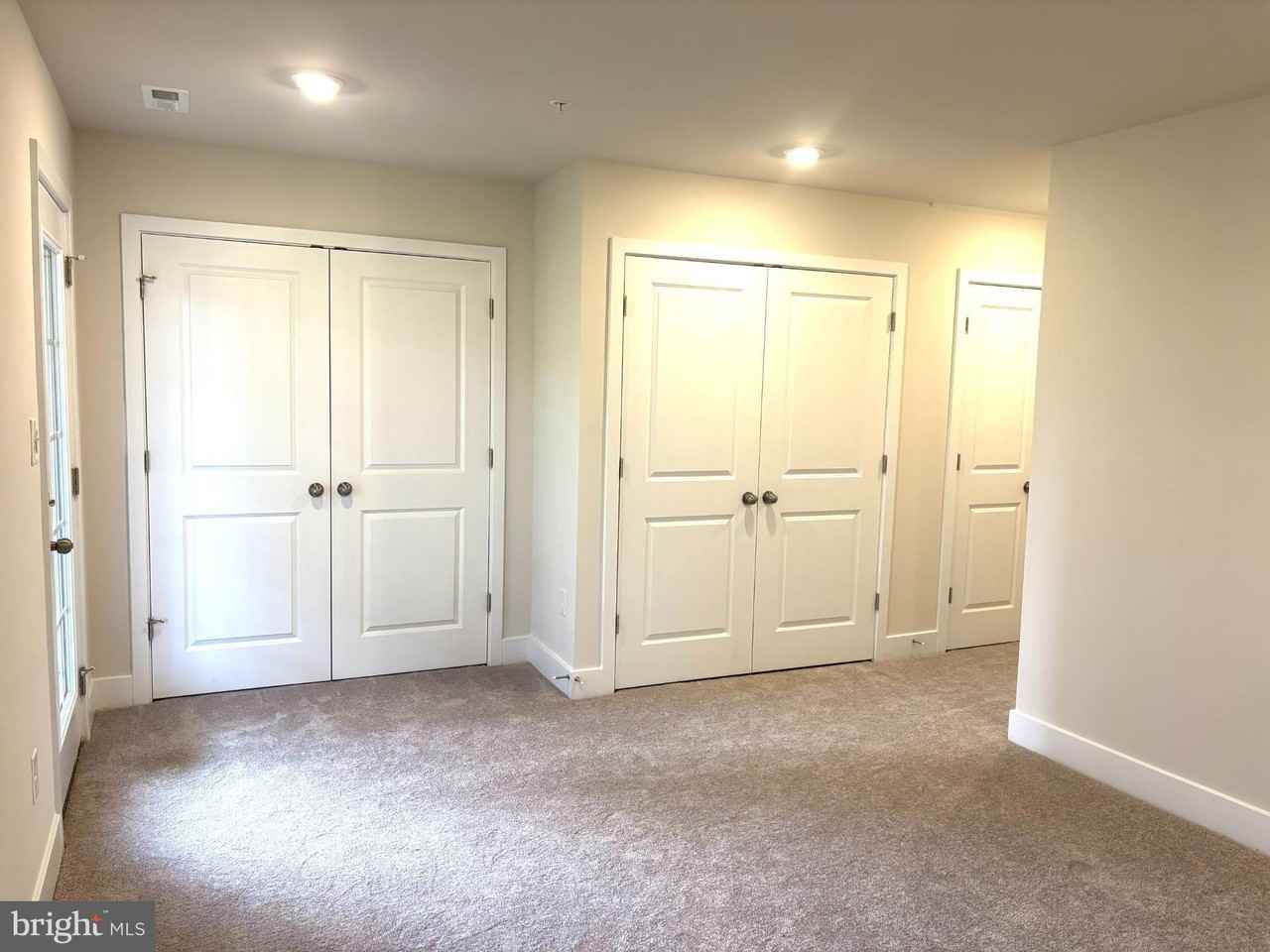 Meander Ct - Photo 4 of 16