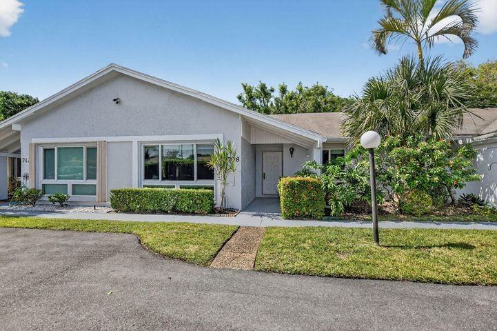 708 Lago Road - Photo 2 of 8