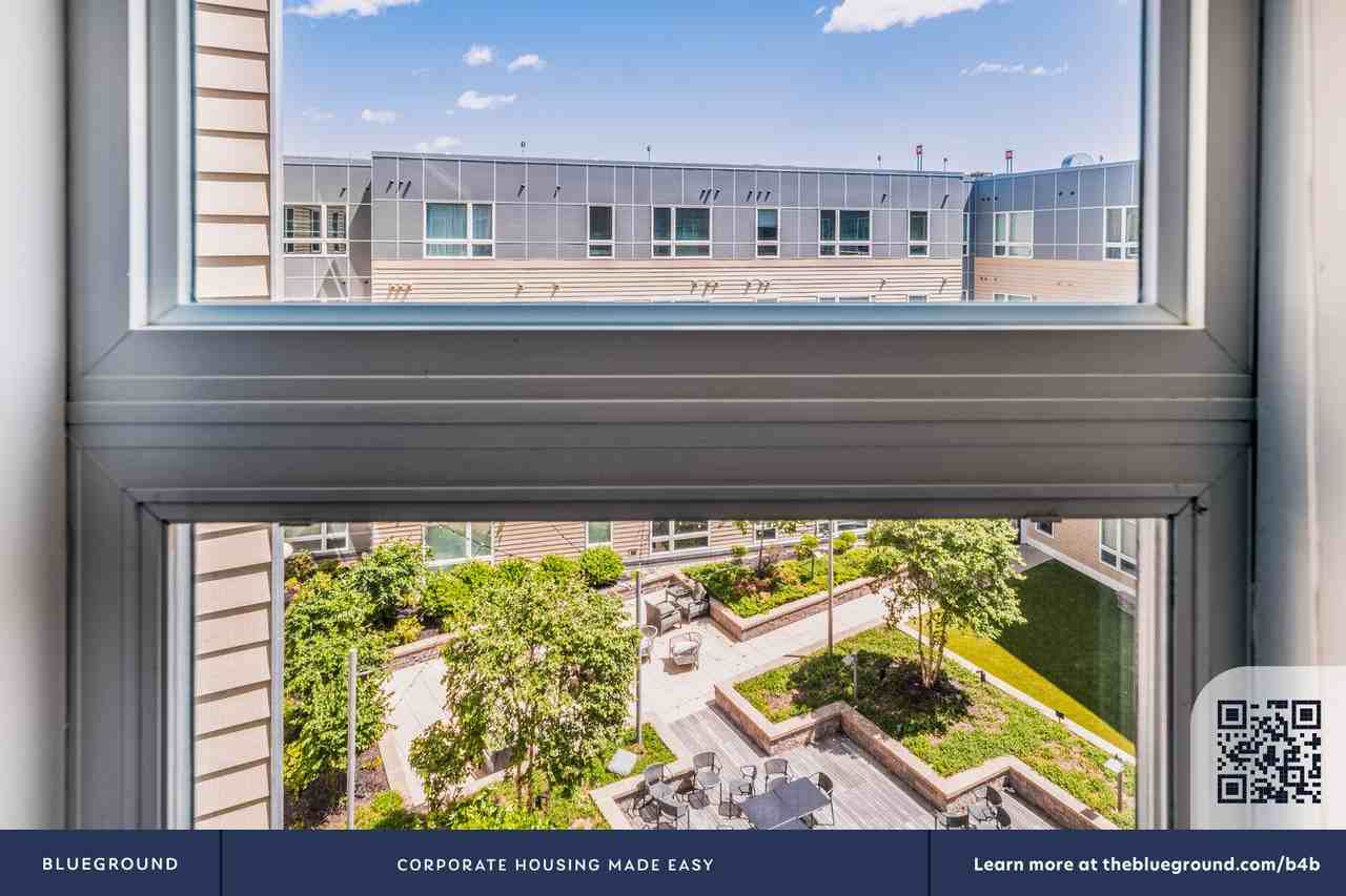 181 Washington Street - Photo 6 of 50