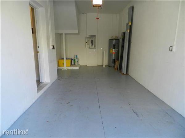 4986 Bonsai Cir - Photo 3 of 30