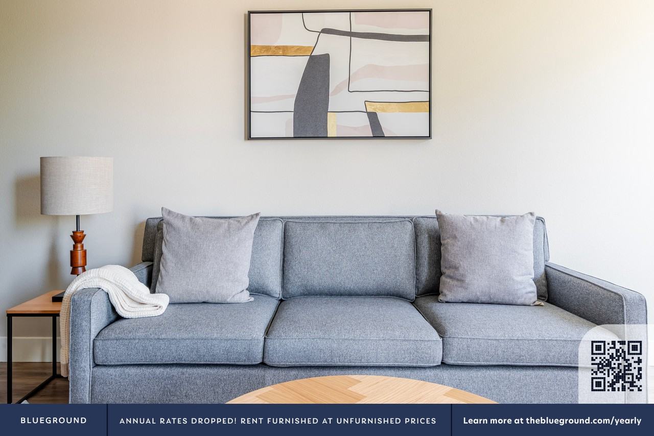 545 San Antonio Road - Photo 4 of 107