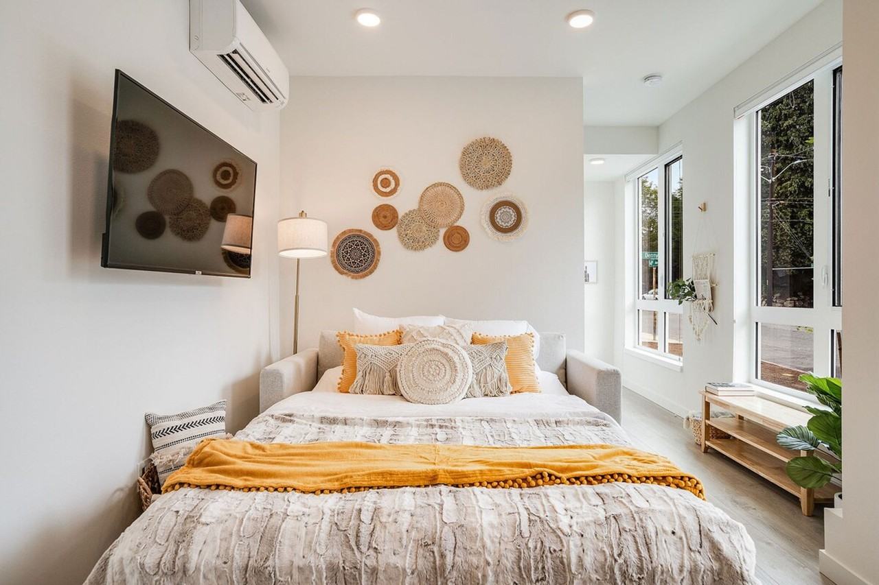 1414 E Howell St #1035992P - Photo 7 of 40