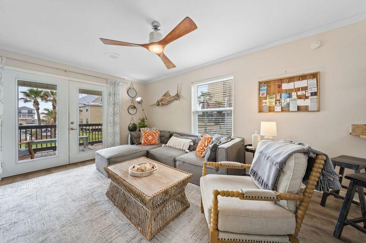 1476 W Lagoon Ave #1266261P - Photo 2 of 25