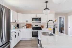 featured image of 6407 Richard St