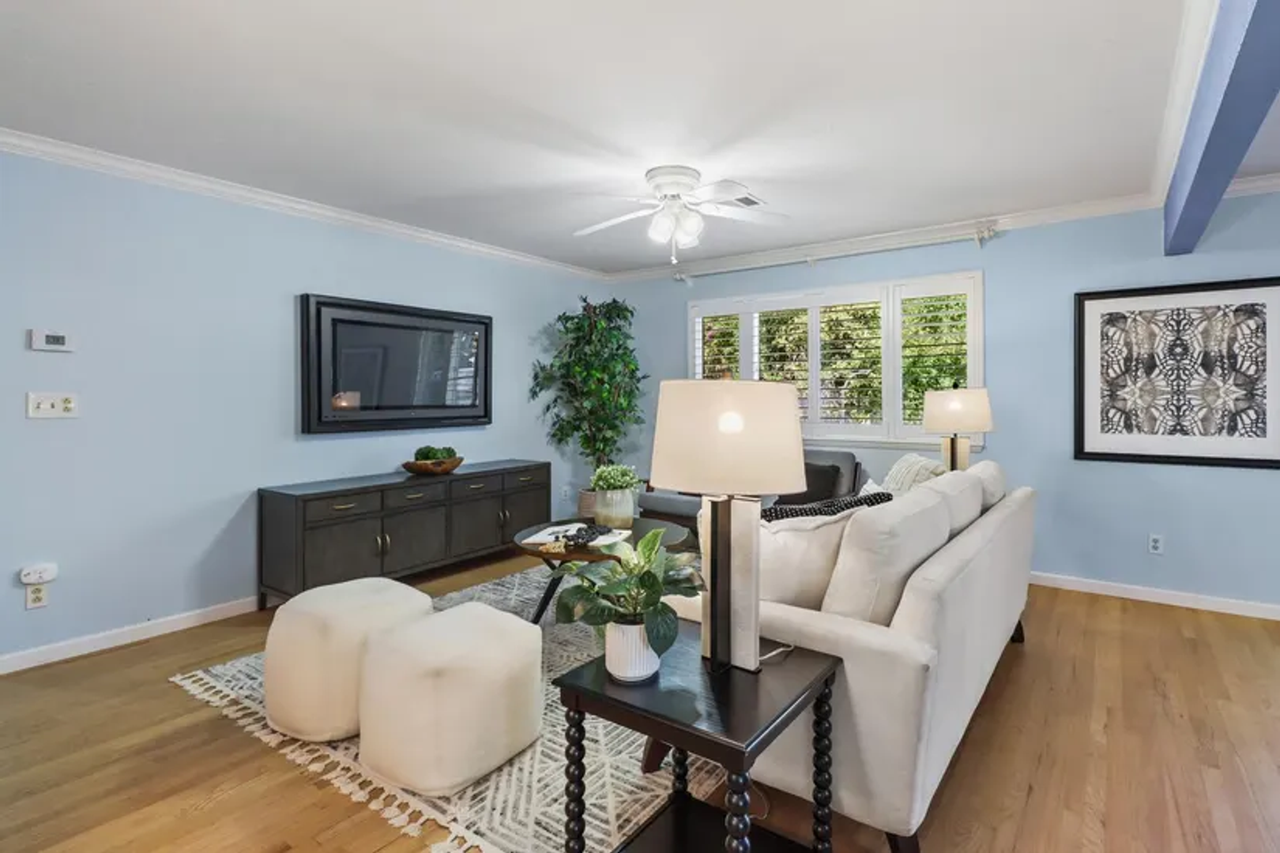 2405 Temple Dr - Photo 5 of 46