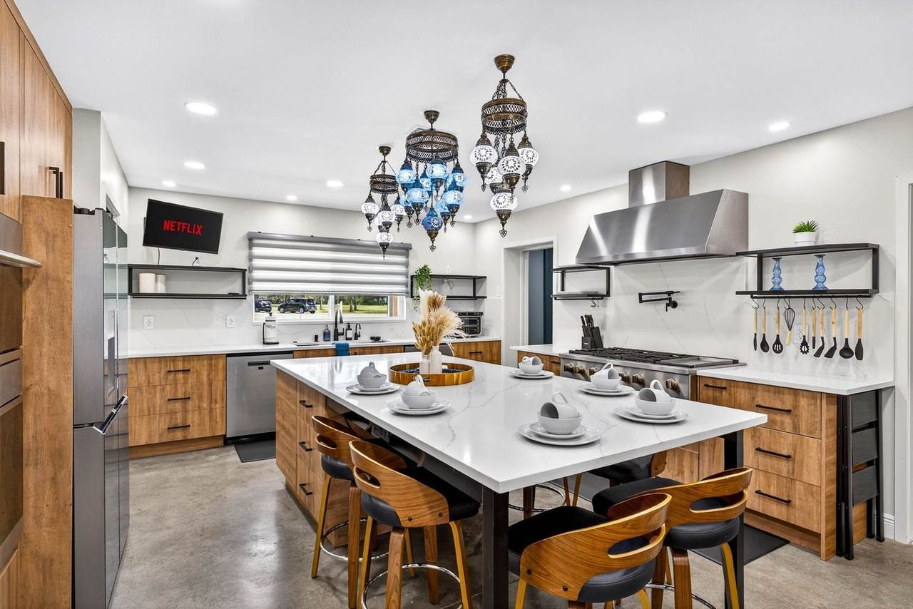 319 Brentwood Dr #1297049P - Photo 6 of 50