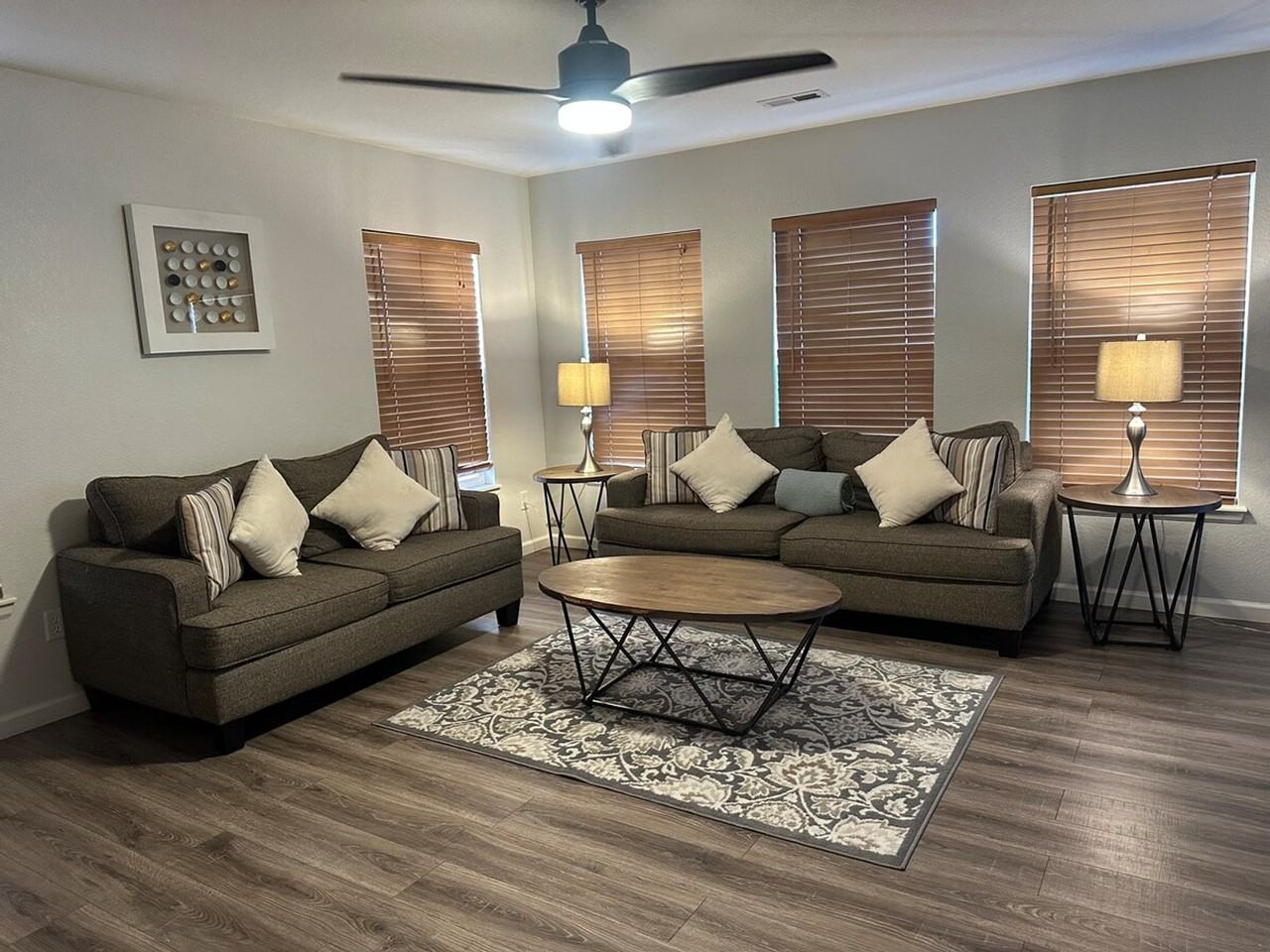 11987 Bolton Dr #1364676P - Photo 2 of 23