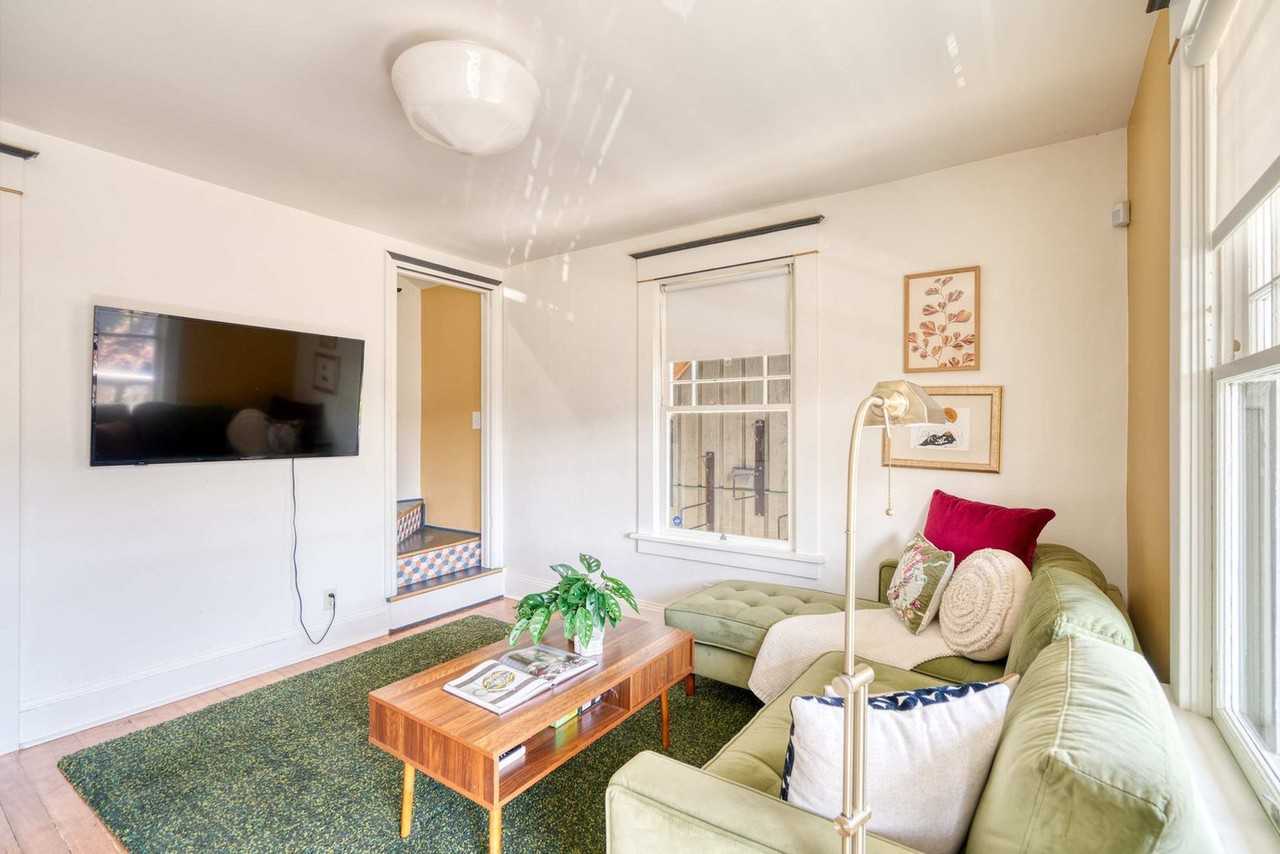 1235 N Prescott St #1309834P - Photo 5 of 50