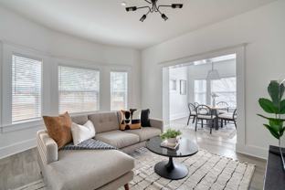 317 Ne Beech St - Photo 1 of 1