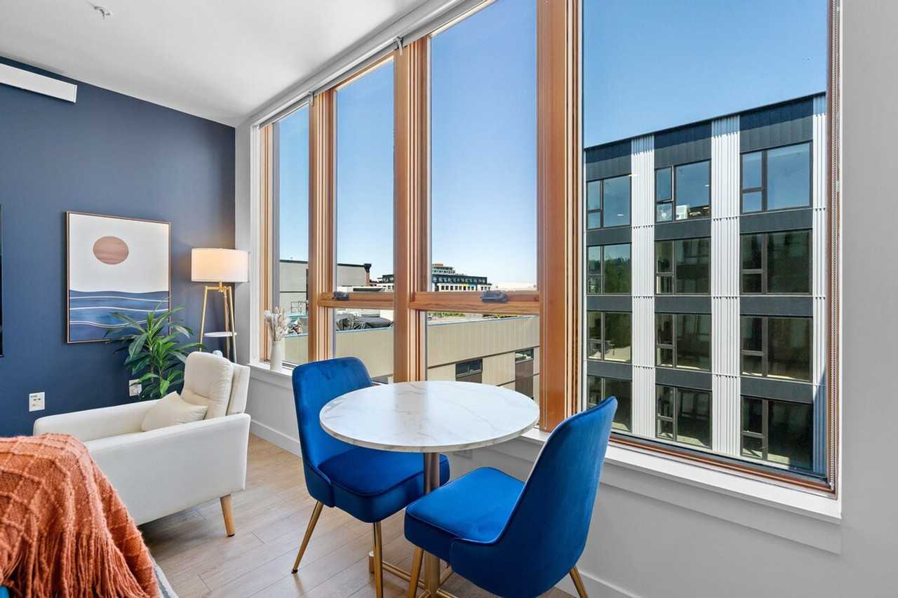 1315 Nw 19th Ave #1317377P - Photo 3 of 20