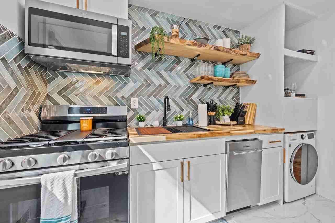 172 Cherry St #1328014P - Photo 6 of 28