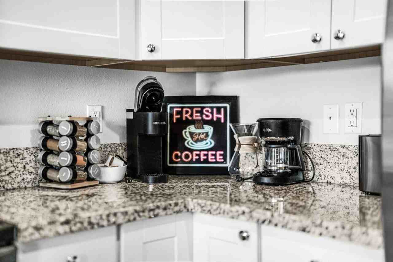 2702 E 33rd St #1334336P - Photo 4 of 45