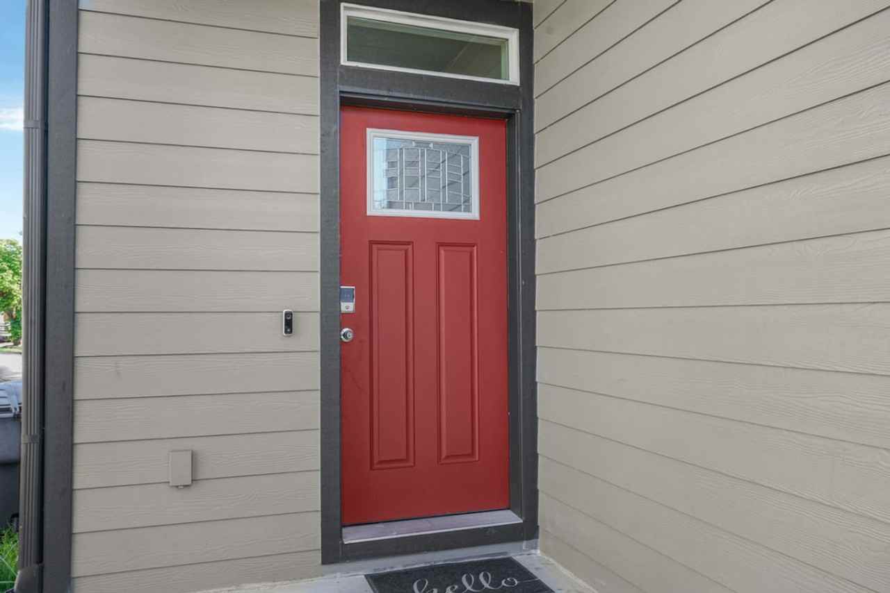 2702 E 33rd St #1334336P - Photo 6 of 45