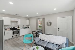 830 Porter St - Photo 1 of 1