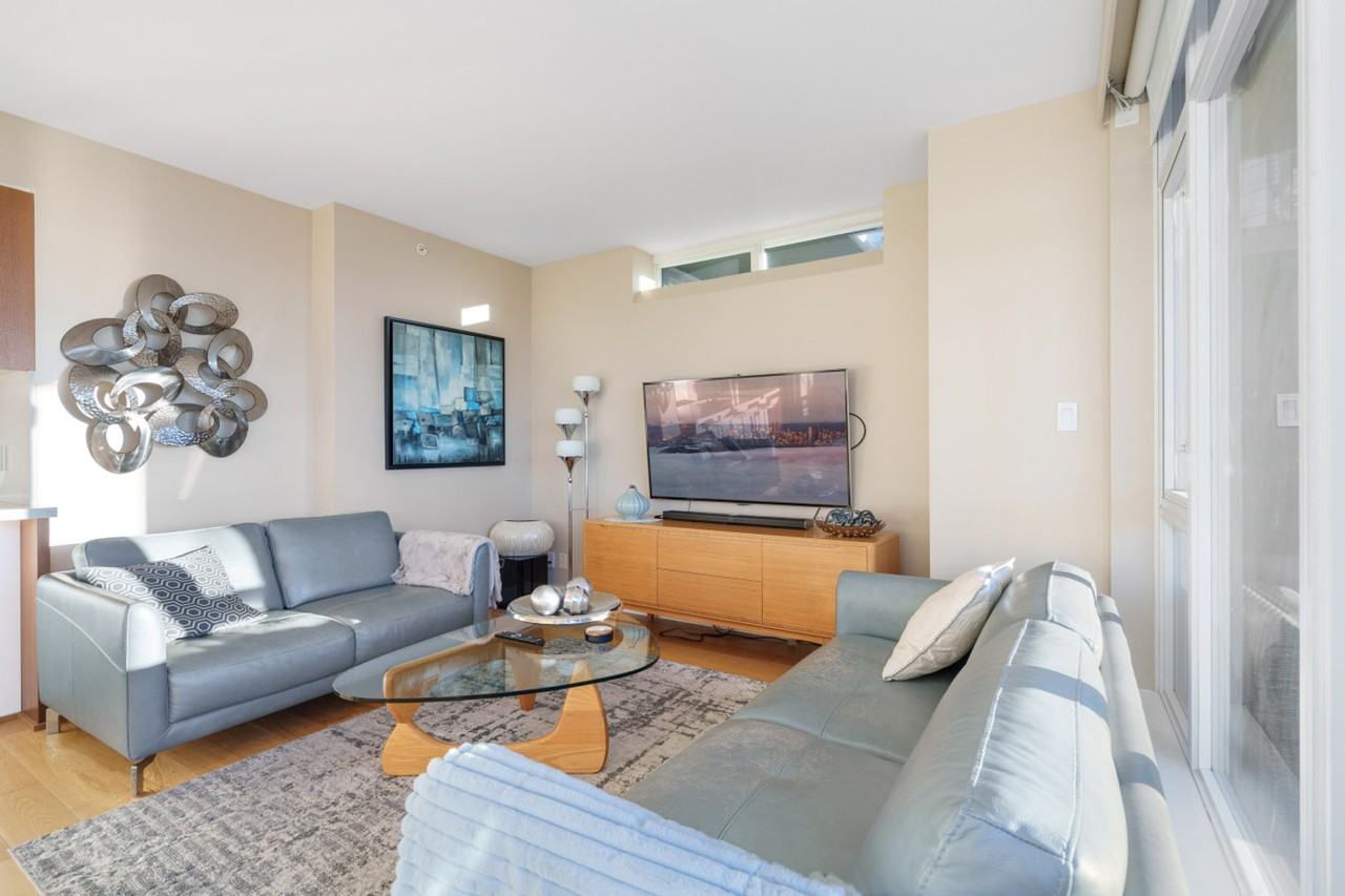 1372 Seymour Street - Photo 7 of 31