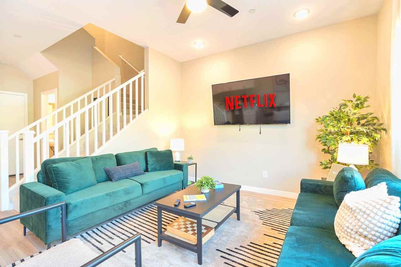 16601 N Parkview Pl #1335739P - Photo 6 of 50