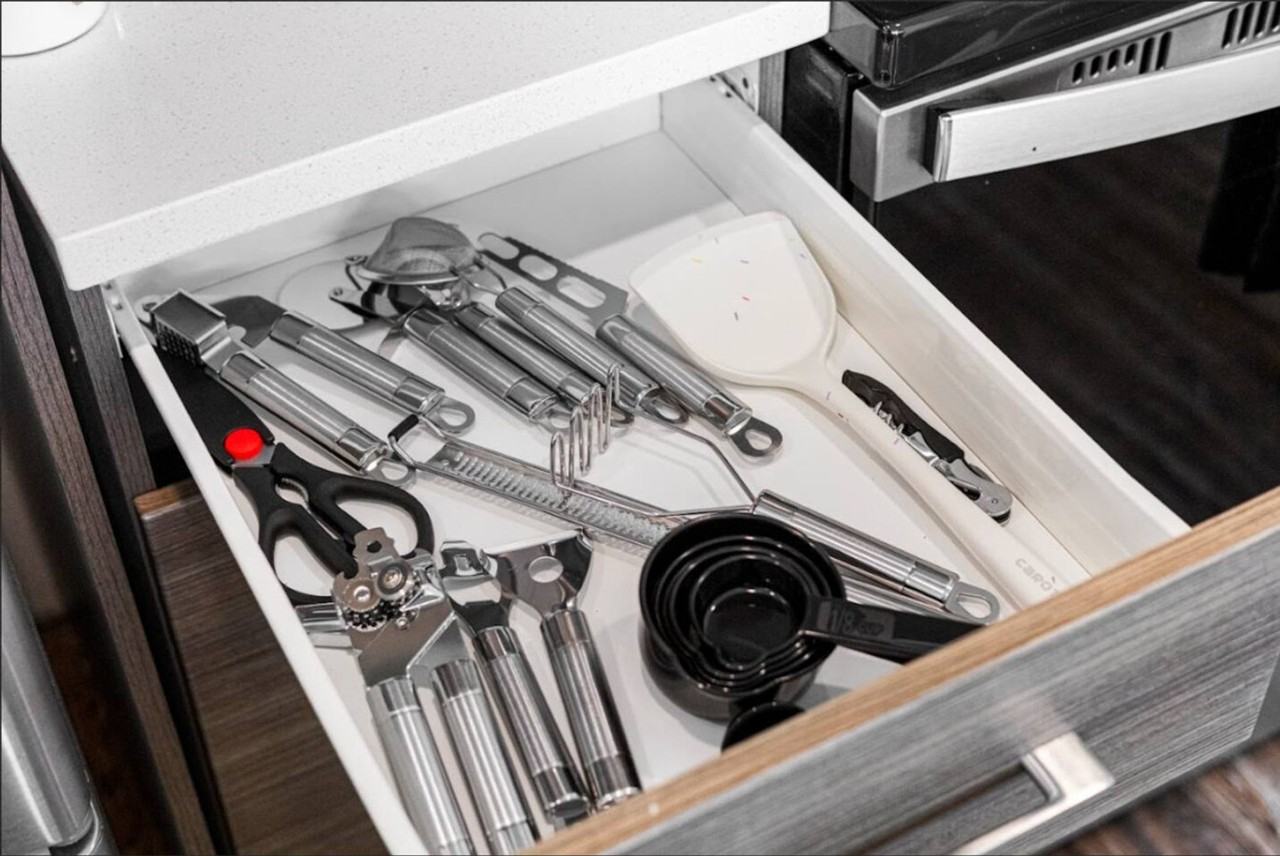 120 N Madison Ave #1335757P - Photo 6 of 36