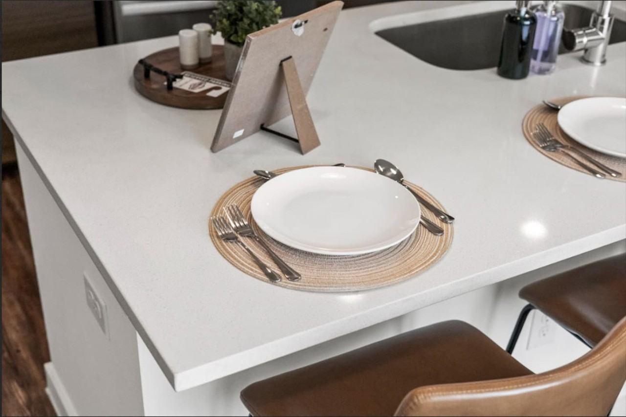 120 N Madison Ave #1335757P - Photo 7 of 36