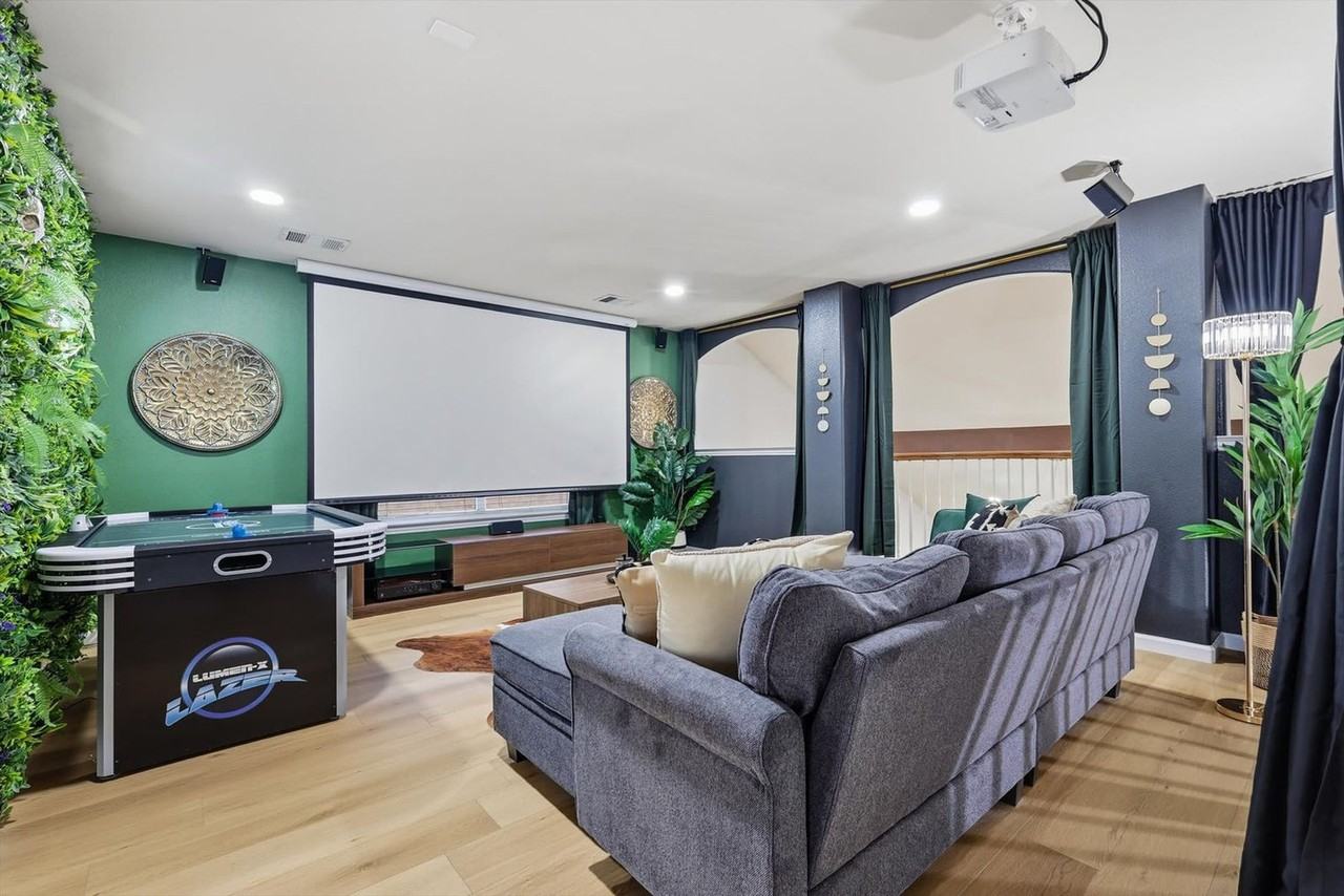 2831 Rosewood Blvd #1338746P - Photo 2 of 48