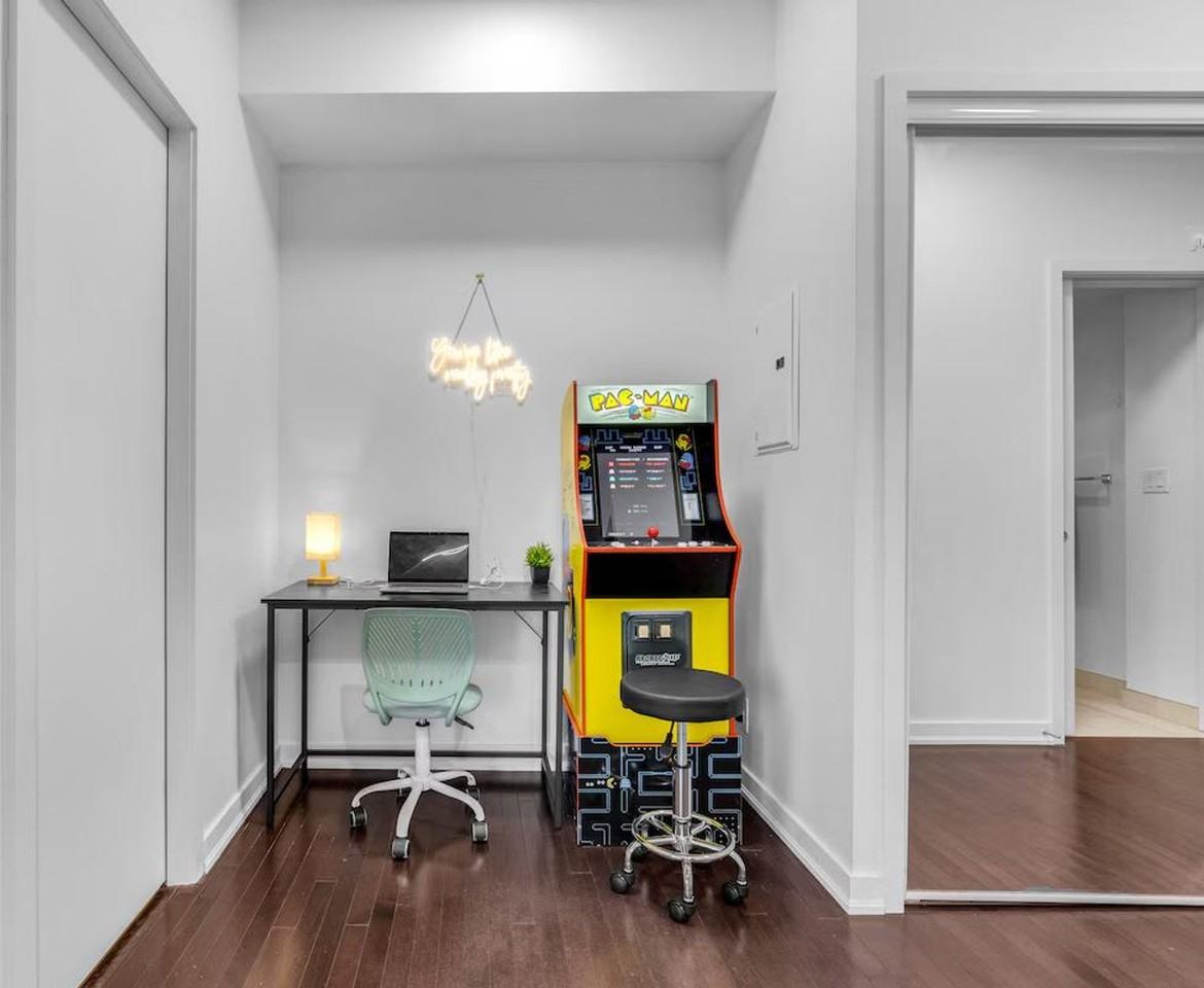 19 York St #1337876P - Photo 4 of 50