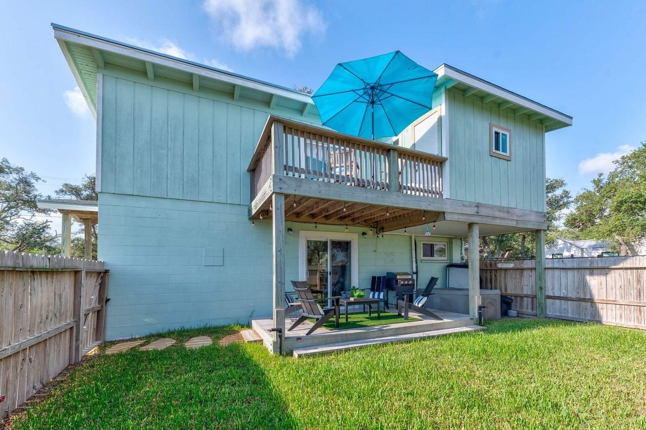 510 E King St #1337484P - Photo 5 of 32