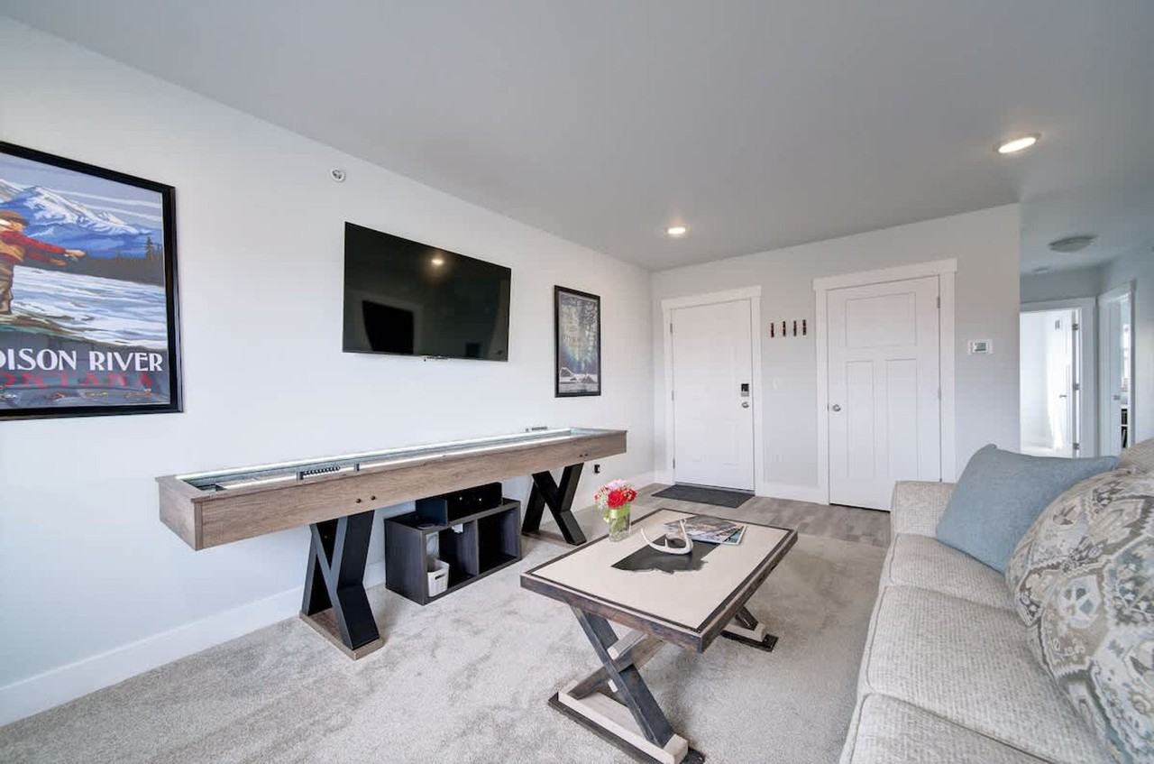 5242 Fallon Street - Photo 7 of 35