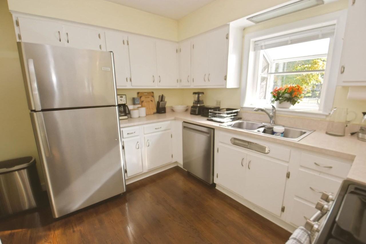 426 E Pokagon St #1340980P - Photo 5 of 19