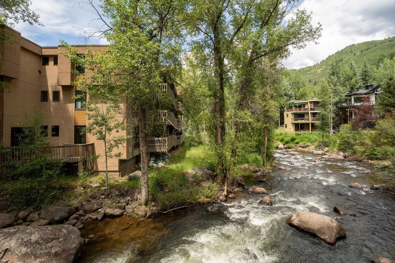 1024 E Hopkins Ave #1339910P - Photo 7 of 34