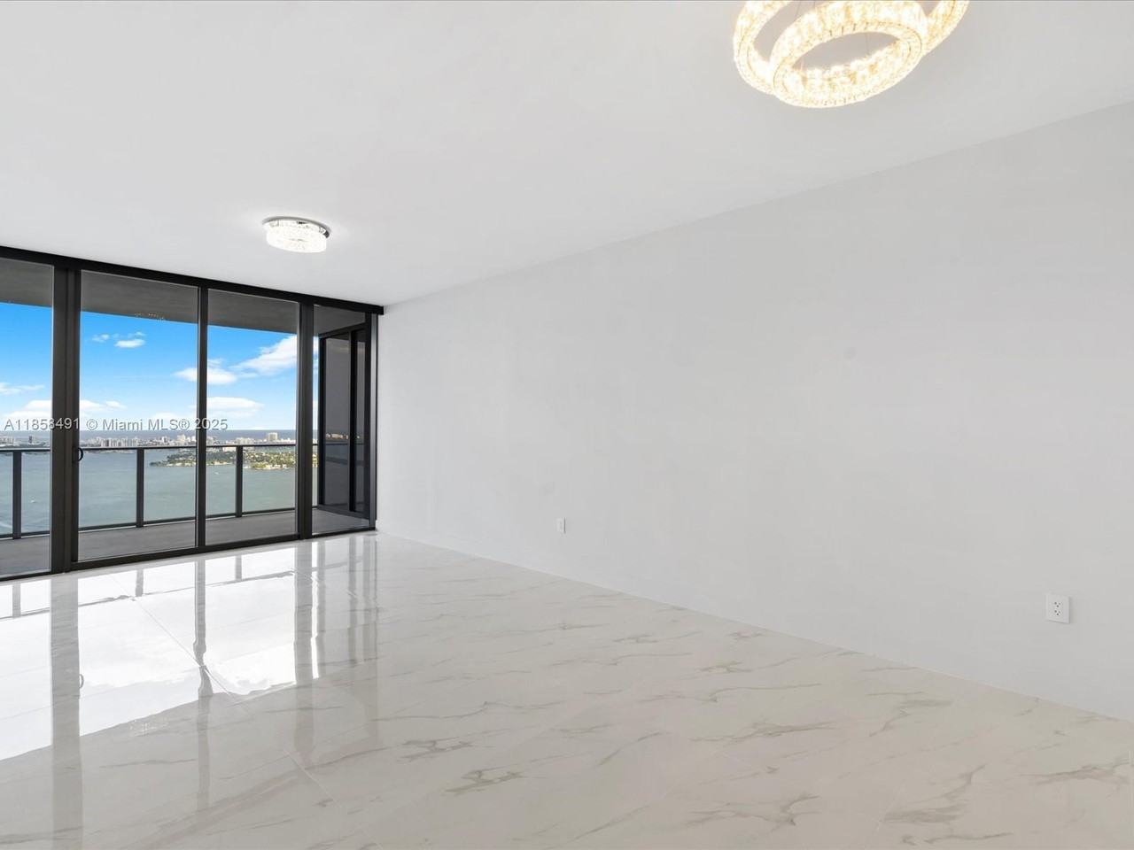 NE 24th St & Biscayne Blvd - Photo 5 of 20