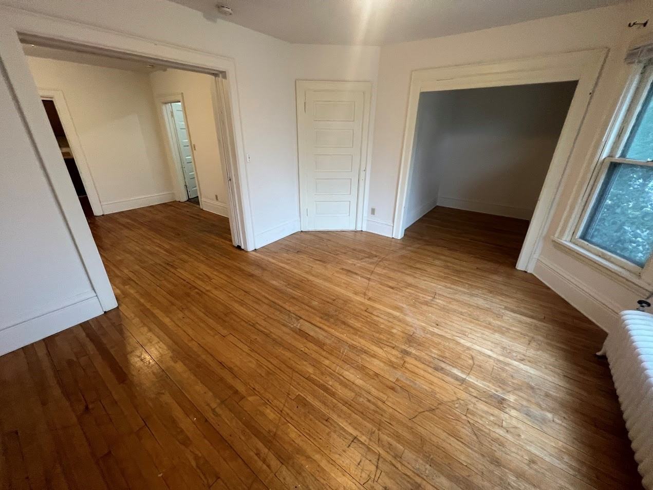 221 N Livingston St - Photo 7 of 40