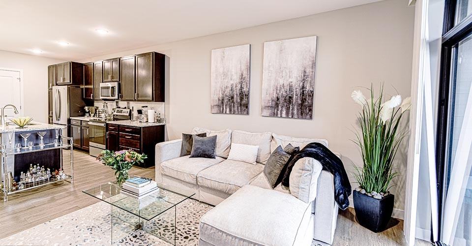 West Washington Place - Photo 4 of 50