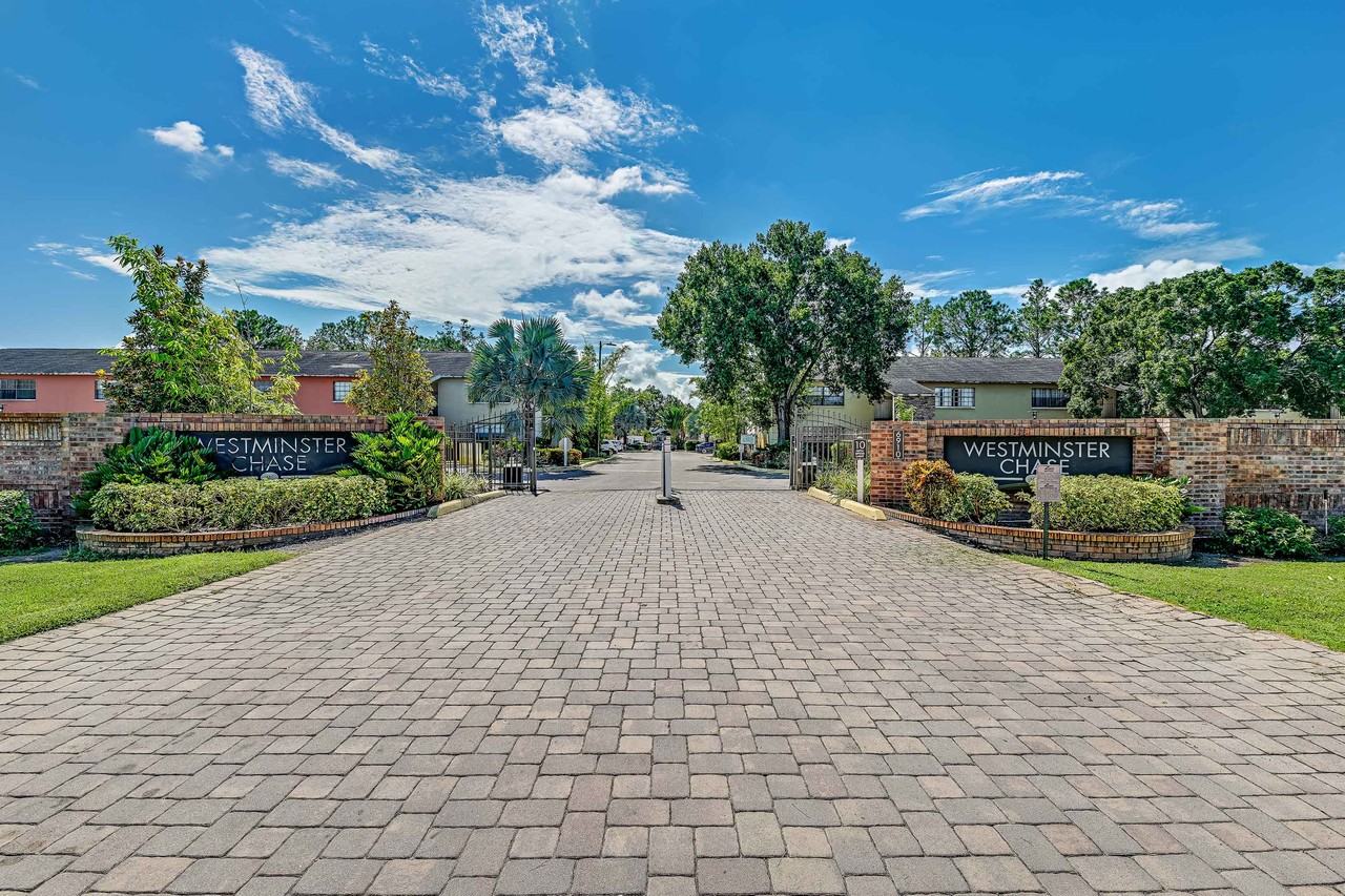 Westminster Chase Apartments - Photo 5 of 22