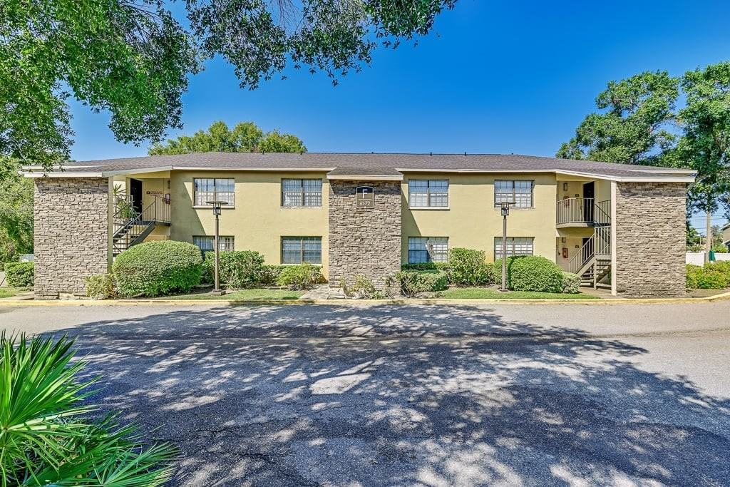 Westminster Chase Apartments - Photo 7 of 22