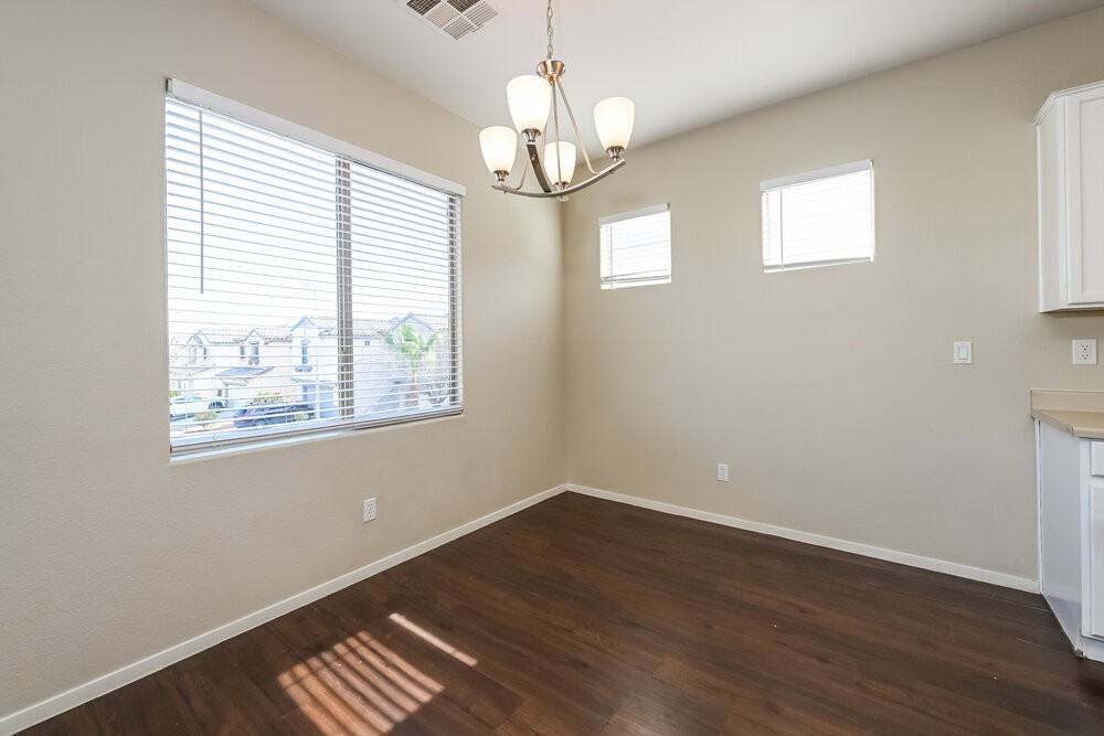 3564 Chelsea Grove St - Photo 7 of 18