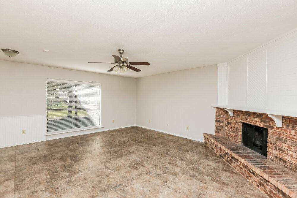 6317 Sunset Rd - Photo 5 of 15