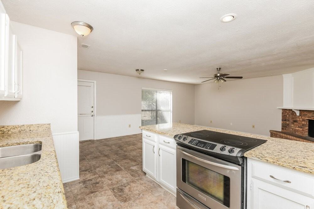 6317 Sunset Rd - Photo 7 of 15