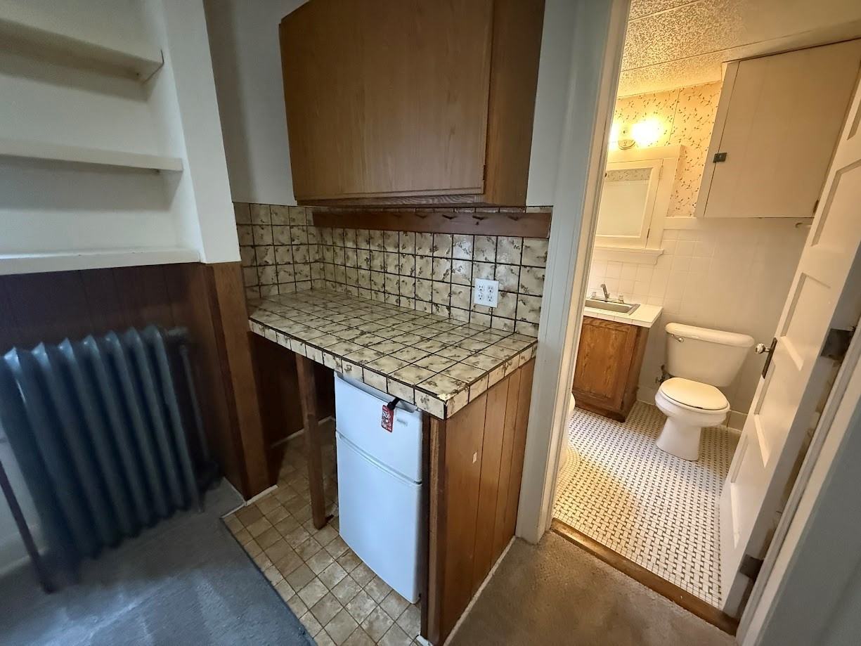 522 State St - Photo 5 of 26