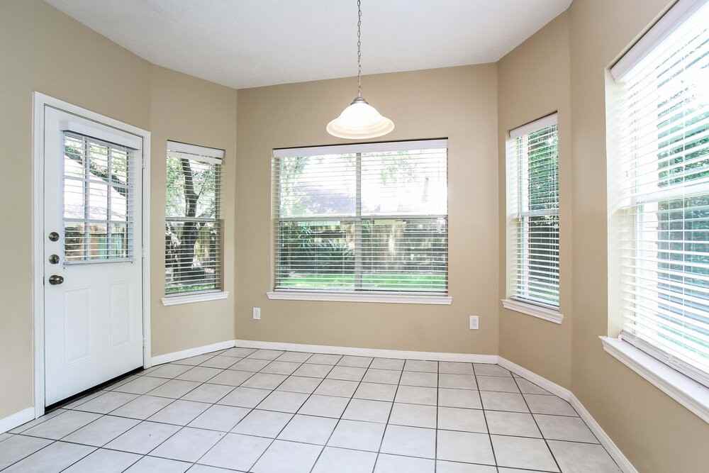 16206 Hollow Rock Dr - Photo 7 of 16