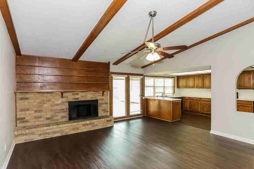 1921 Wilderness Trl - Photo 3 of 15