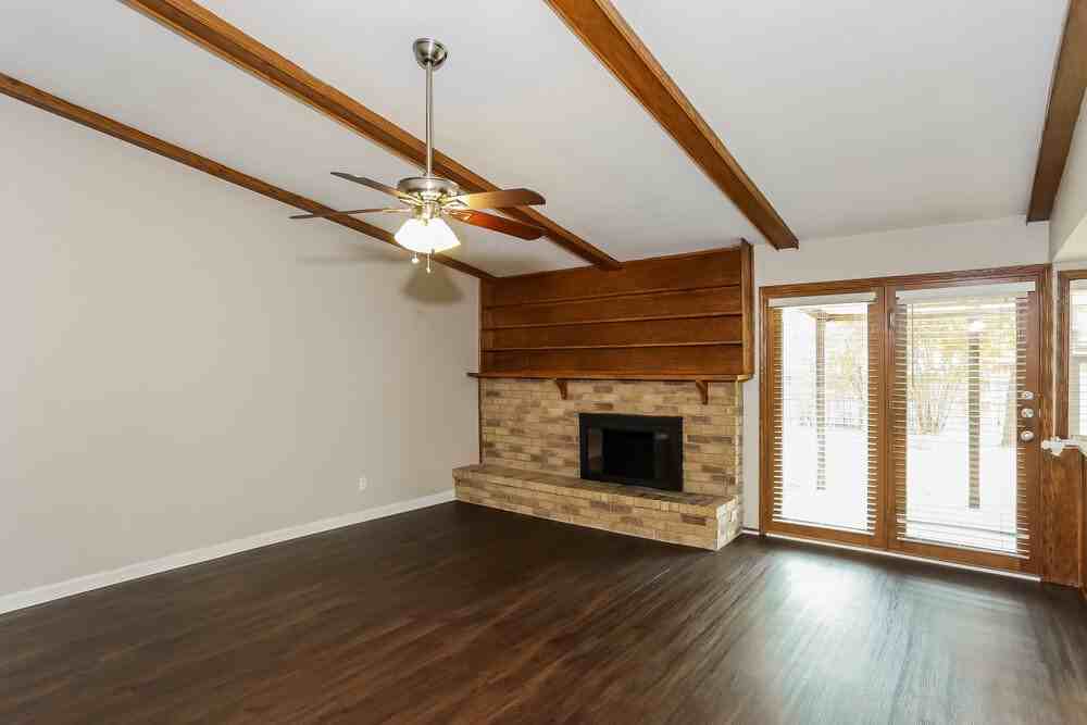 1921 Wilderness Trl - Photo 4 of 15