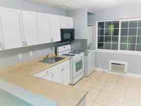 1050 Grand Ave #C - Photo 1 of 1