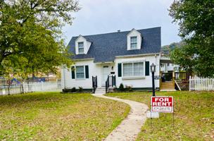 featured image of 3700 Washington Ave Se