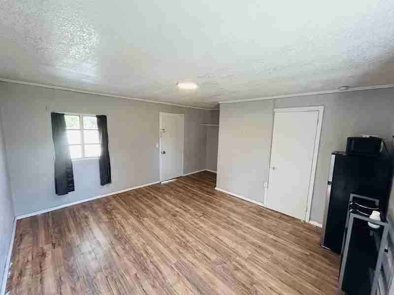 553597 Us Hwy #2 - Photo 3 of 4